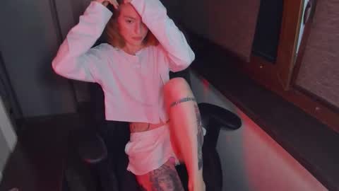 Snapshot of mollydangerous chatting on September 22, 2025, 5:48 pm Taisha online show from September 22, 2025, 5:48 pm