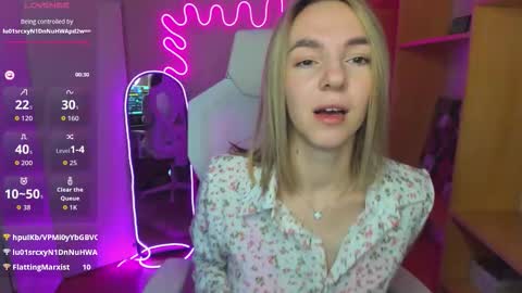 Snapshot of mollydevonn chatting on September 9, 2025, 1:27 am Molly online show from September 9, 2025, 1:27 am