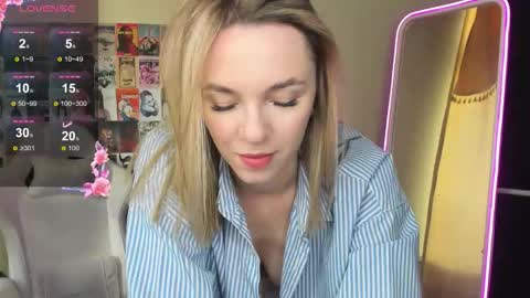 Molly online show from October 23, 2025, 2:00 am