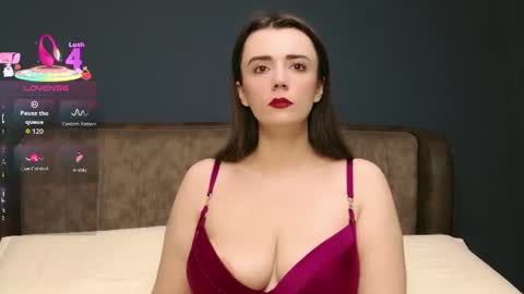 Molly online show from June 21, 2026, 7:49 pm