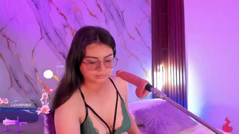New girl Emily Valentina  Michelle online show from May 4, 2026, 3:08 pm