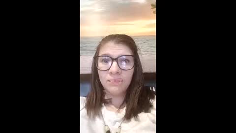  KIRA  online show from May 30, 2026, 3:09 pm