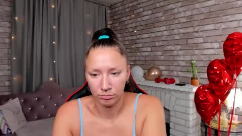 hi im Molly heregreat boobs big heart  warm pussy  online show from March 5, 2026, 1:12 am