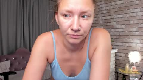 hi im Molly heregreat boobs big heart  warm pussy  online show from May 8, 2026, 12:49 am
