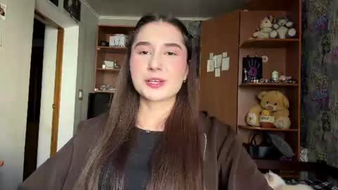 Molly online show from June 15, 2026, 6:26 am