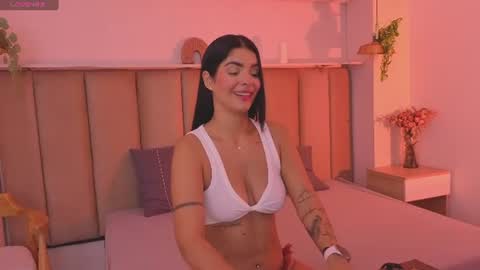 mollyrosse1 online show from July 18, 2026, 11:14 am