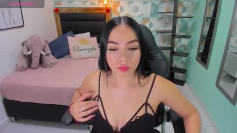 Snapshot of mollyspencer1 chatting on October 11, 2025, 7:12 pm MOLLY online show from October 11, 2025, 7:12 pm