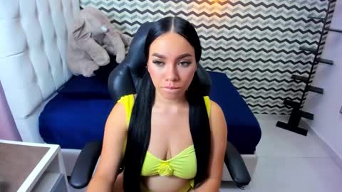 Snapshot of mollyspencer1 chatting on October 25, 2025, 7:08 pm MOLLY online show from October 25, 2025, 7:08 pm