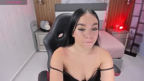 Snapshot of mollyspencer1 chatting on October 27, 2025, 7:07 pm MOLLY online show from October 27, 2025, 7:07 pm