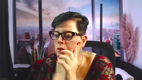 Snapshot of mollysun chatting on October 14, 2025, 5:58 pm MollySun Nina Randmann online show from October 14, 2025, 5:58 pm