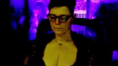 Snapshot of mollysun chatting on February 15, 2026, 4:25 pm MollySun Nina Randmann online show from February 15, 2026, 4:25 pm