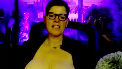 Snapshot of mollysun chatting on February 26, 2026, 5:56 pm MollySun Nina Randmann online show from February 26, 2026, 5:56 pm