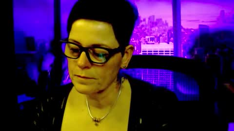 Snapshot of mollysun chatting on March 2, 2026, 5:31 pm MollySun Nina Randmann online show from March 2, 2026, 5:31 pm