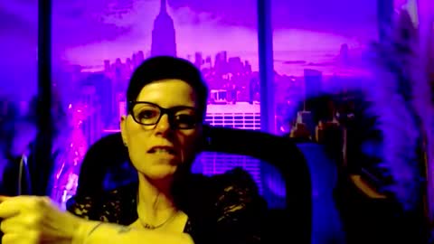 Snapshot of mollysun chatting on May 12, 2026, 4:15 pm MollySun Nina Randmann online show from May 12, 2026, 4:15 pm