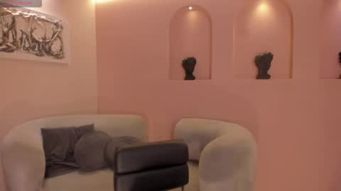 Snapshot of mollysunders_ chatting on November 5, 2025, 8:20 pm Molly Sunders online show from November 5, 2025, 8:20 pm