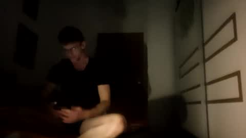 Oszkr online show from March 3, 2025, 4:03 am