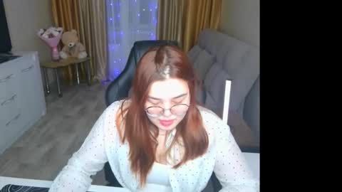 molotovgirl01 online show from February 6, 2026, 2:53 pm