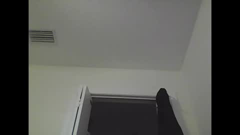 Snapshot of mommabearanpoppabear850 chatting on October 22, 2025, 10:09 pm mommabearanpoppabear850 online show from October 22, 2025, 10:09 pm