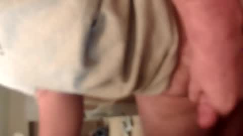 Snapshot of mommy8992 chatting on February 4, 2025, 12:29 am Tommy online show from February 4, 2025, 12:29 am