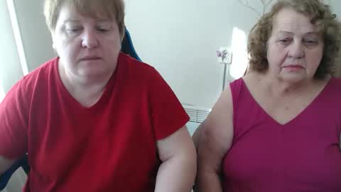 Snapshot of mommy99x chatting on February 9, 2026, 8:51 am Mommy99X online show from February 9, 2026, 8:51 am