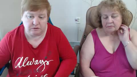 Snapshot of mommy99x chatting on April 6, 2026, 7:53 am Mommy99X online show from April 6, 2026, 7:53 am