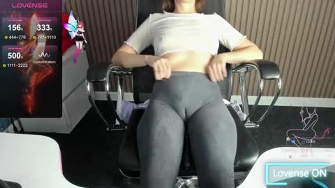 Mommy online show from November 11, 2025, 2:33 am