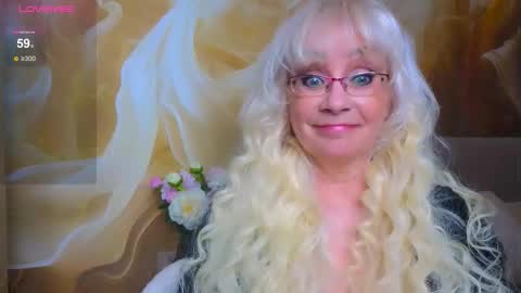 Mila  dont forget to thumbs up me  online show from February 5, 2026, 5:39 pm