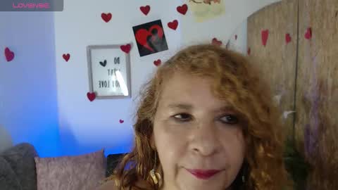 Snapshot of mommy_katy chatting on October 29, 2025, 8:43 pm mommy_katy online show from October 29, 2025, 8:43 pm