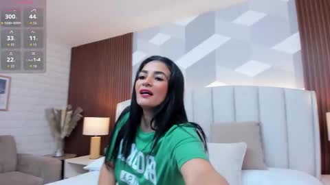 Letty Smith online show from September 15, 2025, 10:59 am