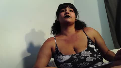 Mommy bubbles online show from February 2, 2026, 12:09 am