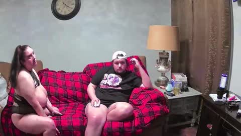 Mommy online show from February 10, 2026, 3:21 am