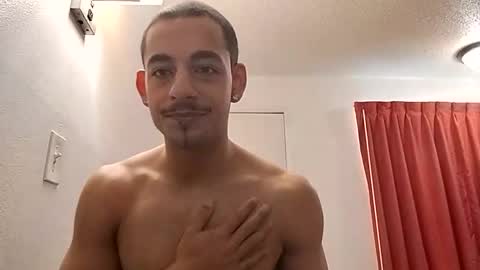 momoneyr15 online show from February 4, 2026, 3:18 pm