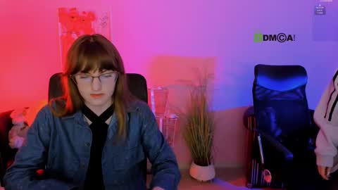 Mona  online show from January 11, 2026, 8:03 pm