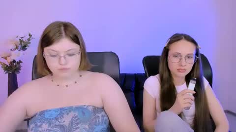 Mona  online show from June 14, 2026, 6:43 pm