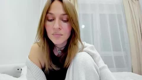 Mona online show from January 19, 2026, 4:00 pm