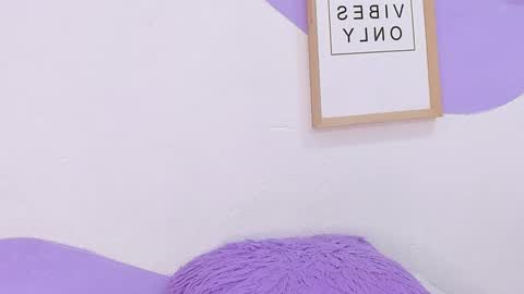 MONAAXXX online show from March 5, 2025, 12:33 pm