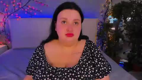 Monica online show from June 12, 2026, 12:04 pm