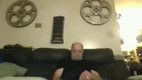 mondaymonday online show from January 5, 2025, 10:32 am