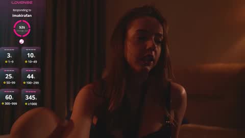 Snapshot of money_banny chatting on September 25, 2025, 4:11 pm Emily  online show from September 25, 2025, 4:11 pm