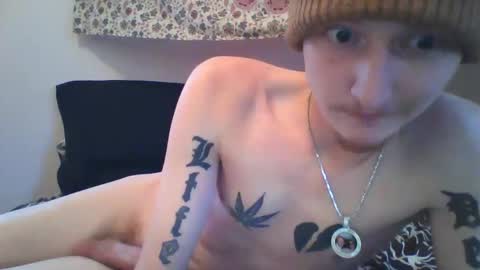 Steven Rhyne online show from December 17, 2024, 6:31 pm