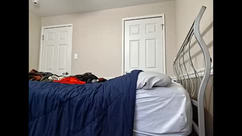 moneyboysaveg548 online show from March 17, 2026, 10:35 pm