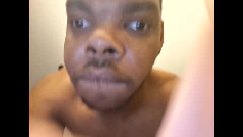 moneyboysaveg584 online show from April 11, 2026, 8:18 am