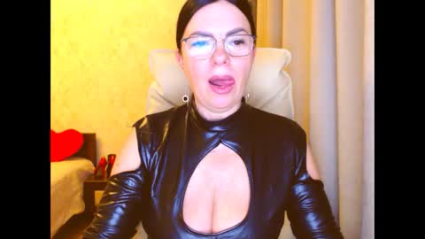 monica online show from February 16, 2025, 3:38 pm
