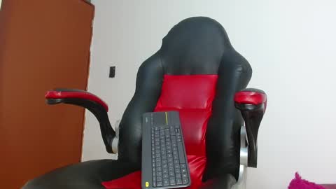 Snapshot of monica631590 chatting on October 12, 2025, 1:48 am Monica online show from October 12, 2025, 1:48 am