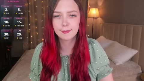 Snapshot of monica__queen chatting on October 13, 2025, 5:29 am Monica online show from October 13, 2025, 5:29 am