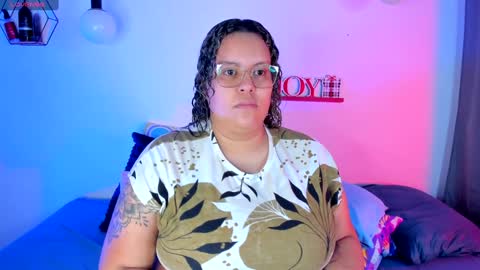 aleja      independent model       online show from January 13, 2025, 2:00 pm
