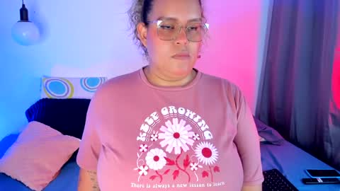 aleja      independent model       online show from January 30, 2025, 11:13 pm
