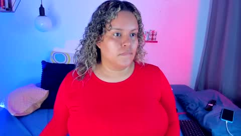 aleja      independent model       online show from February 9, 2025, 1:44 am