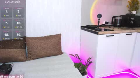 Monica online show from March 11, 2026, 8:42 am