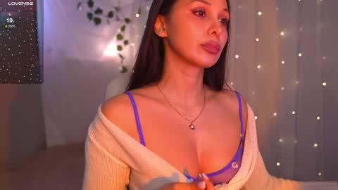 MONICA online show from September 9, 2025, 7:08 am